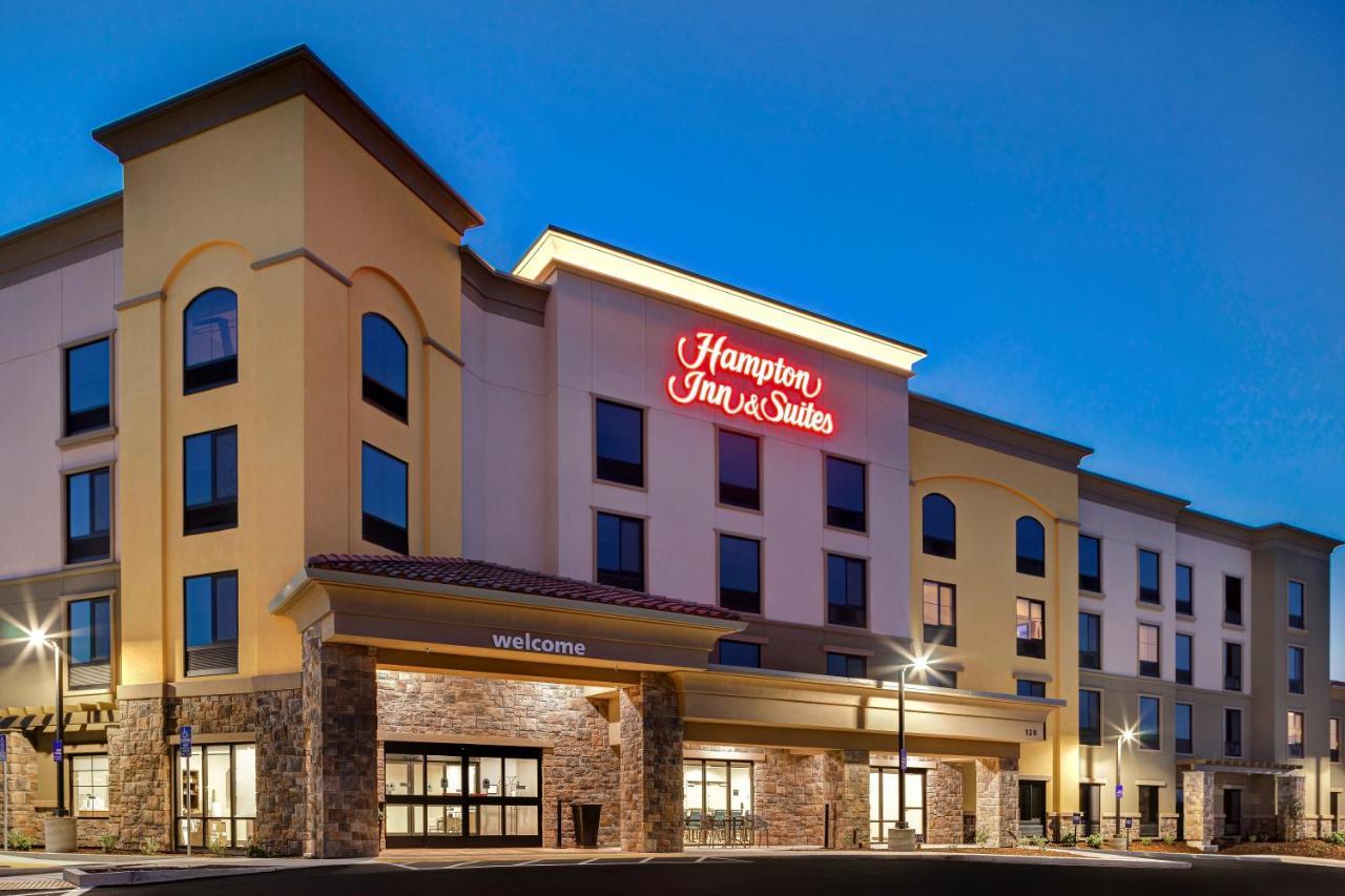 Hampton Inn & Suites Marina Eksteriør billede
