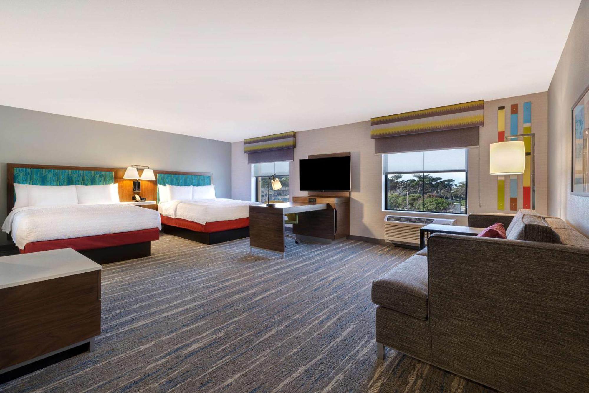 Hampton Inn & Suites Marina Eksteriør billede
