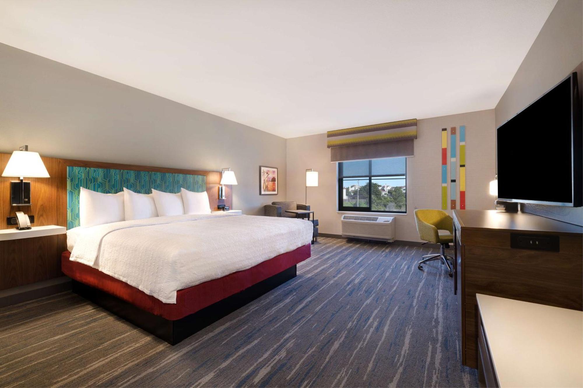 Hampton Inn & Suites Marina Eksteriør billede